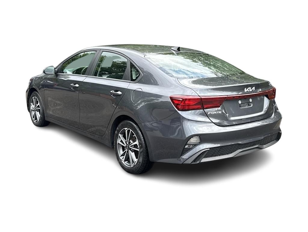 Thumbnail: 2023 Kia Forte - 4