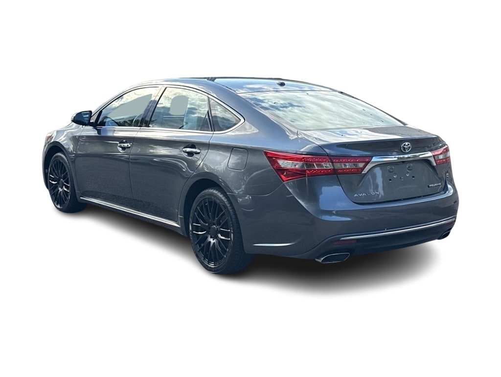 Thumbnail: 2016 Toyota Avalon - 4