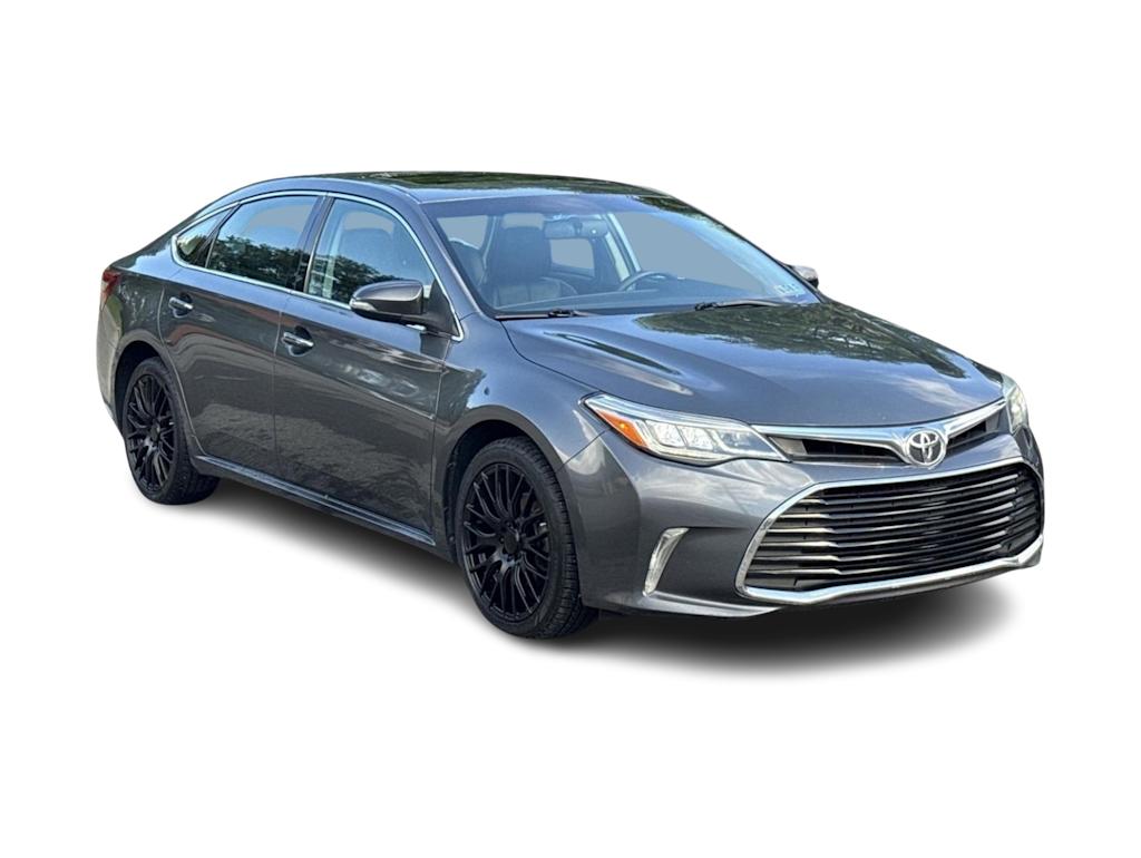 Thumbnail: 2016 Toyota Avalon - 18