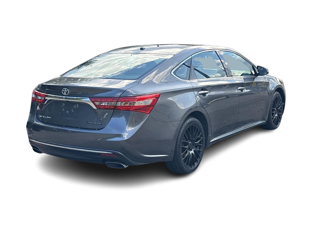 Thumbnail: 2016 Toyota Avalon - 16