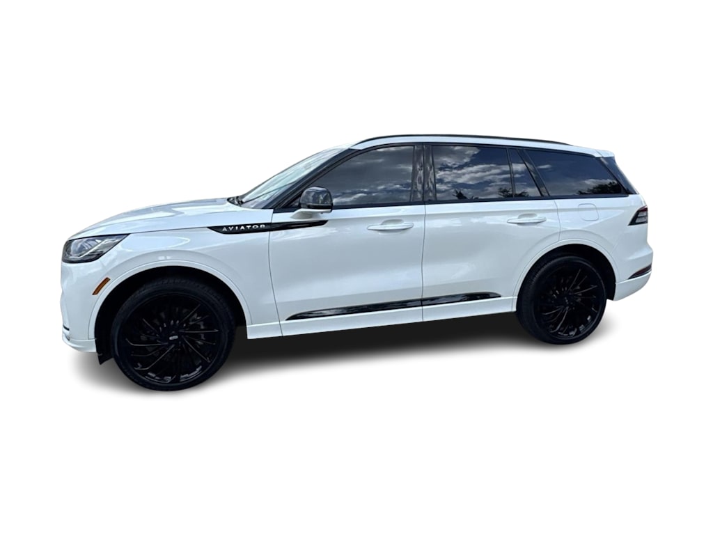 Thumbnail: 2025 Lincoln Aviator - 3