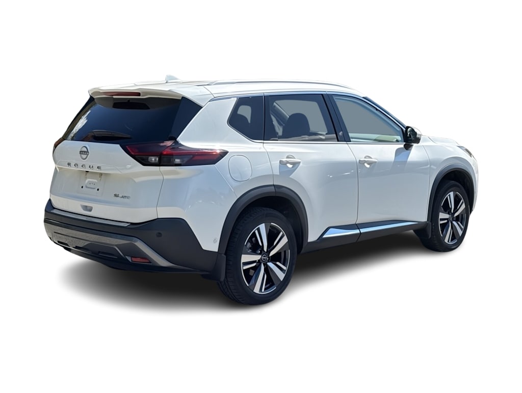 Thumbnail: 2022 Nissan Rogue - 15