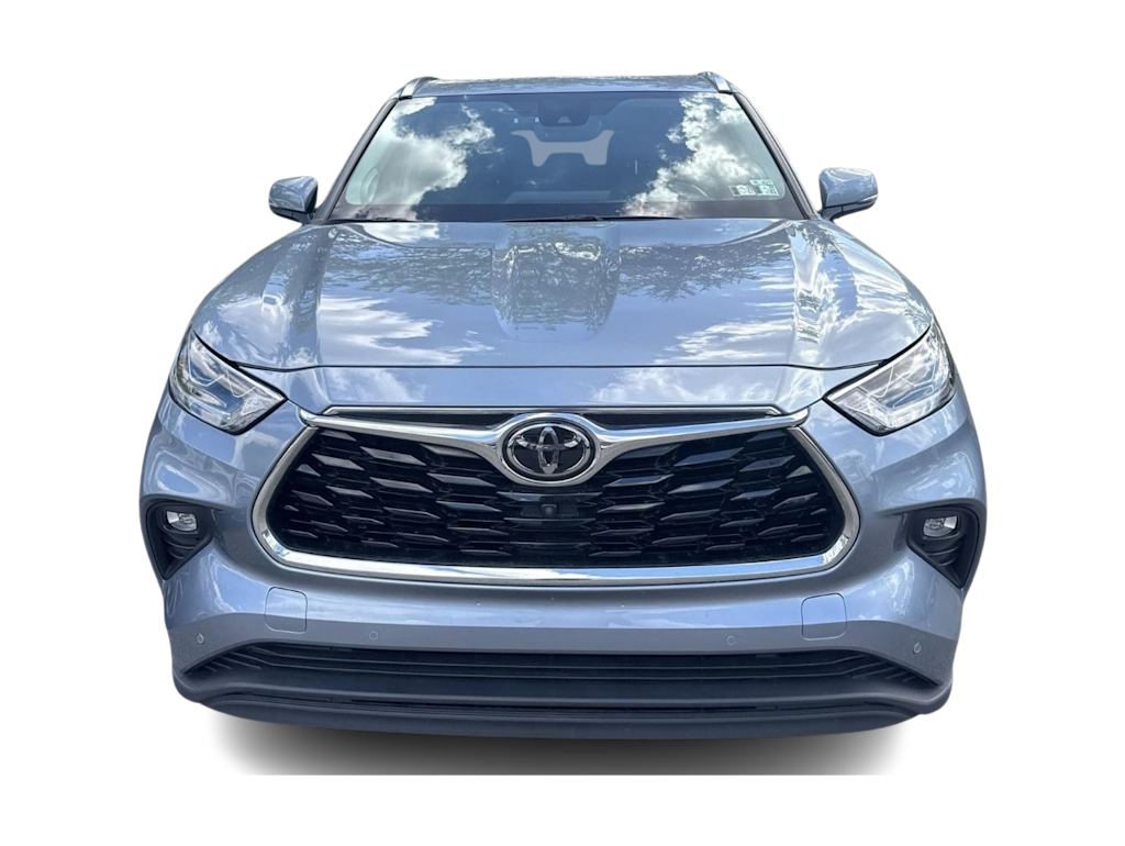 Thumbnail: 2021 Toyota Highlander - 4