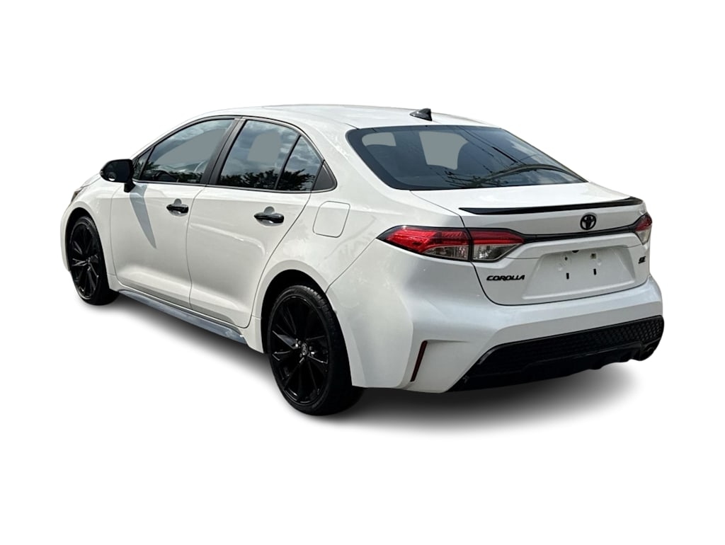 Thumbnail: 2022 Toyota Corolla - 4