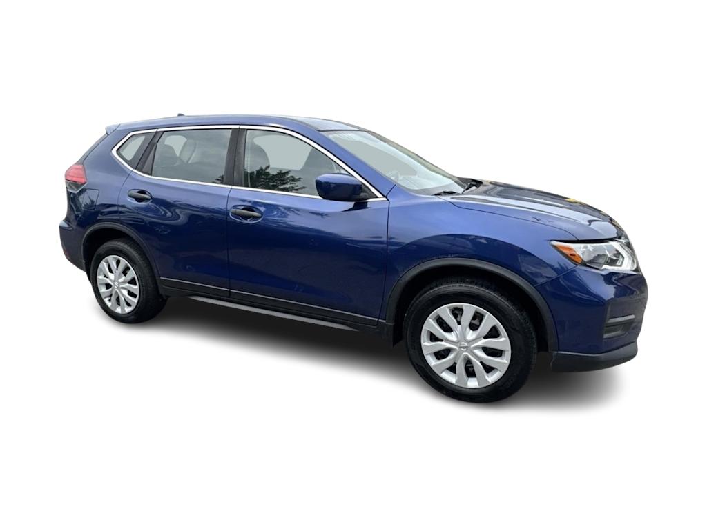 Thumbnail: 2017 Nissan Rogue - 15