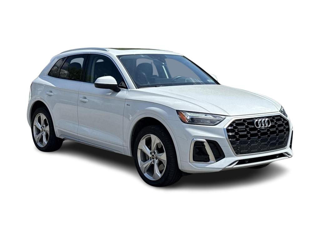 Thumbnail: 2022 Audi Q5 - 16