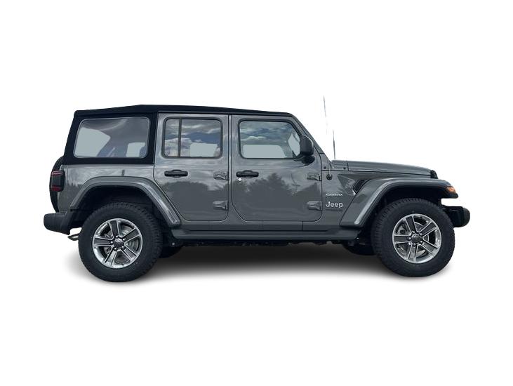 Thumbnail: 2022 Jeep Wrangler - 16