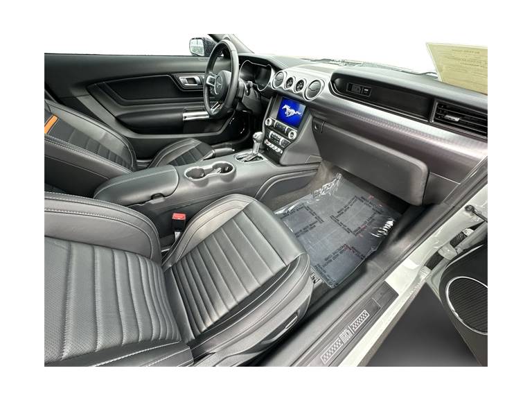 Thumbnail: 2022 Ford Mustang - 14