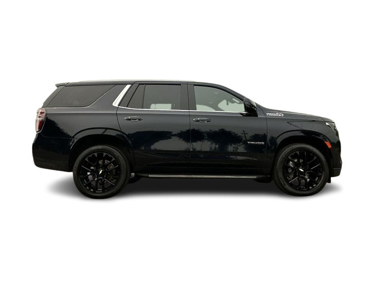 Thumbnail: 2023 Chevrolet Tahoe - 17