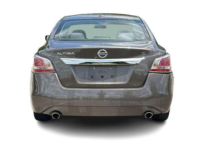 Thumbnail: 2015 Nissan Altima - 5