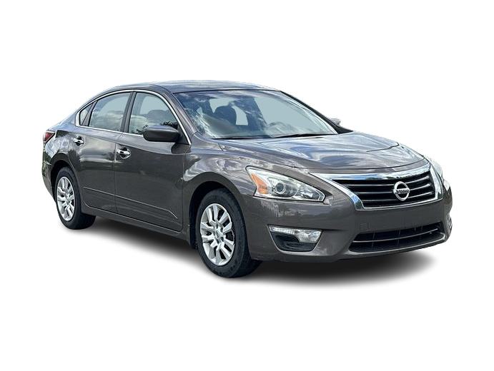 Thumbnail: 2015 Nissan Altima - 21