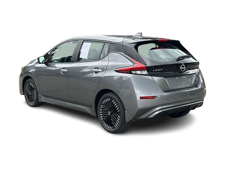 Thumbnail: 2025 Nissan Leaf - 4