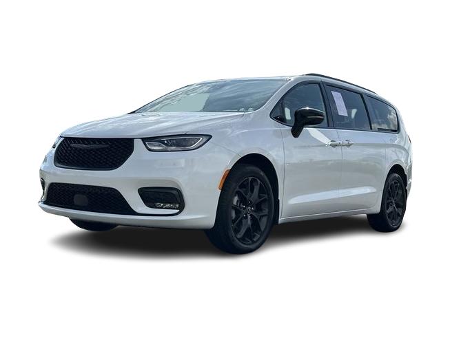 Thumbnail: 2026 Chrysler Pacifica - 32