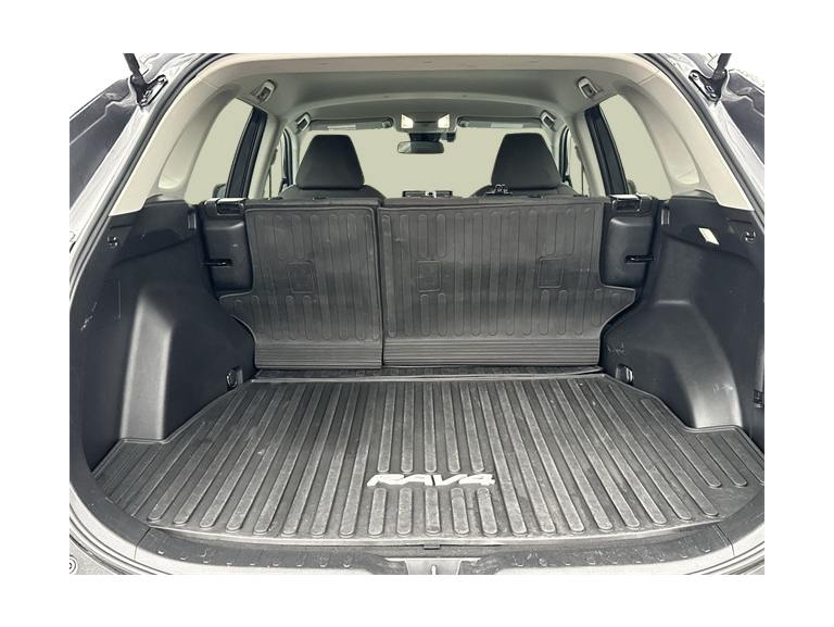 Thumbnail: 2022 Toyota RAV4 - 17