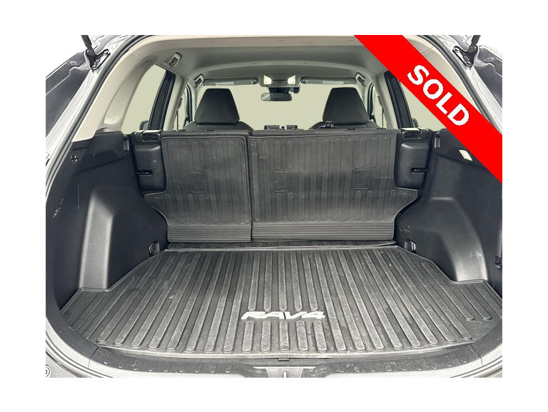 Thumbnail: 2022 Toyota RAV4 - 17