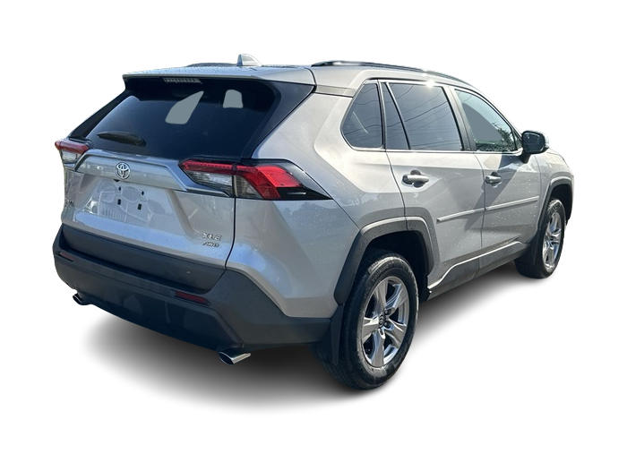 Thumbnail: 2022 Toyota RAV4 - 23