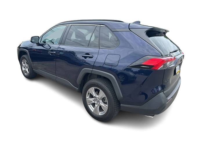 Thumbnail: 2022 Toyota RAV4 - 3