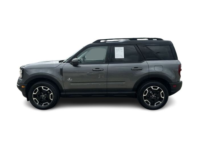 Thumbnail: 2022 Ford Bronco Sport - 3