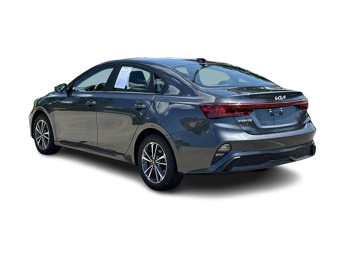 Thumbnail: 2024 Kia Forte - 4