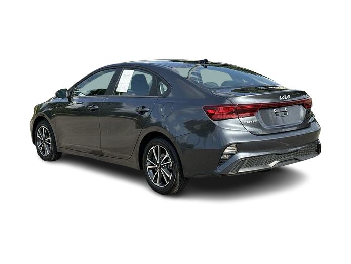 Thumbnail: 2024 Kia Forte - 4