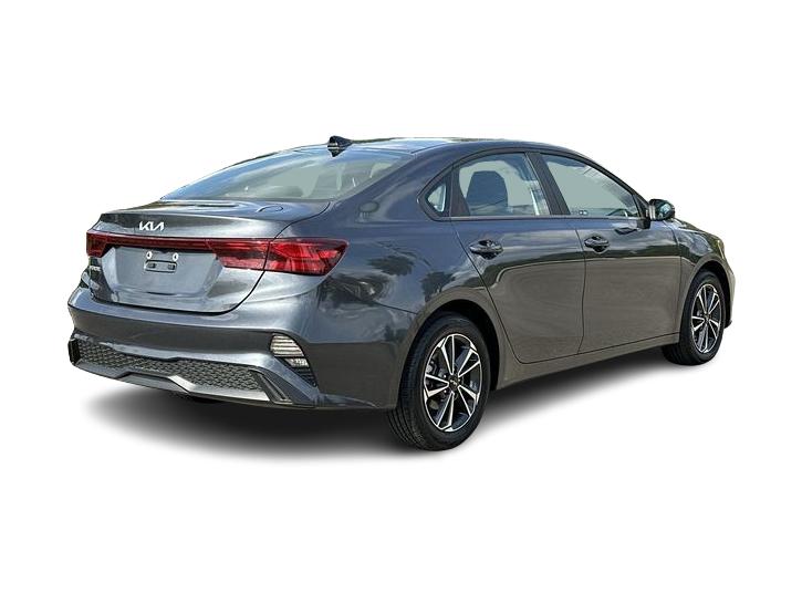 Thumbnail: 2024 Kia Forte - 29
