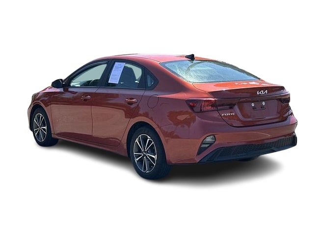 Thumbnail: 2023 Kia Forte - 4