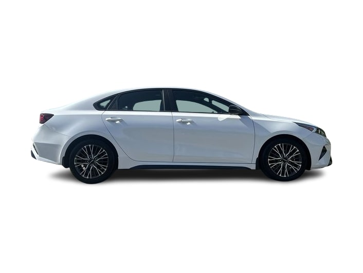 Thumbnail: 2024 Kia Forte - 16