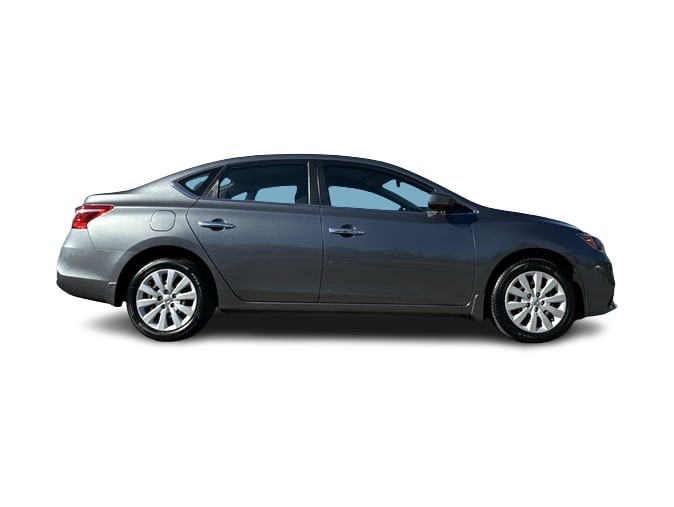 Thumbnail: 2018 Nissan Sentra - 16