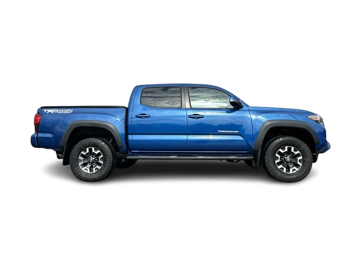 Thumbnail: 2018 Toyota Tacoma - 11