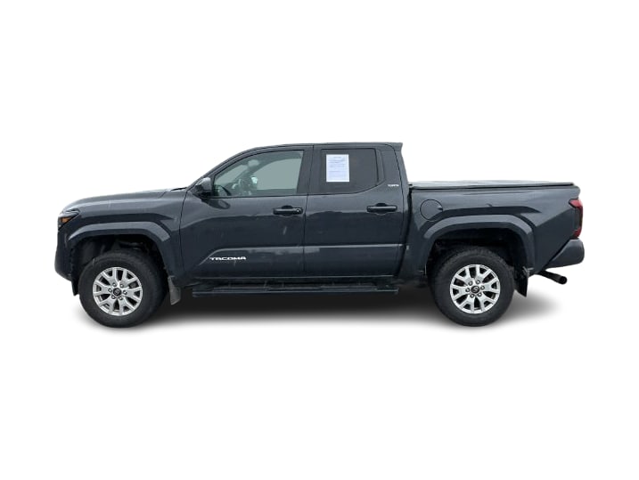 Thumbnail: 2024 Toyota Tacoma - 3