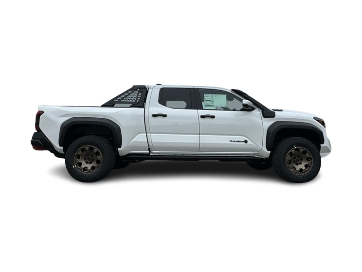 Thumbnail: 2025 Toyota Tacoma - 17