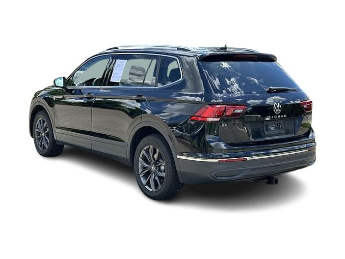 Thumbnail: 2022 Volkswagen Tiguan - 4
