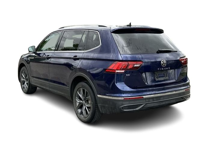 Thumbnail: 2022 Volkswagen Tiguan - 4