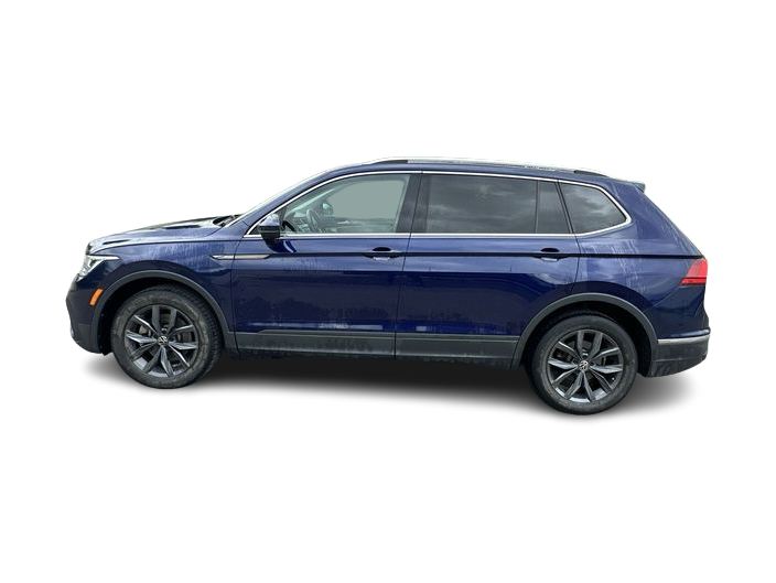 Thumbnail: 2022 Volkswagen Tiguan - 3