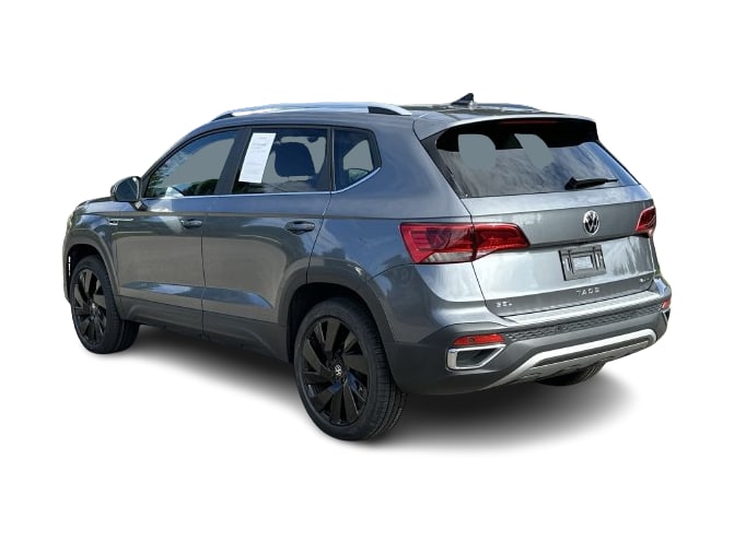 Thumbnail: 2023 Volkswagen Taos - 4