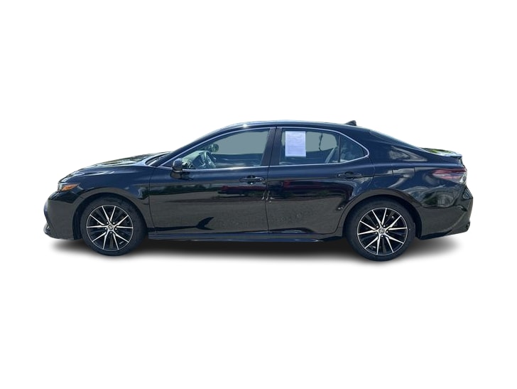 Thumbnail: 2021 Toyota Camry - 3