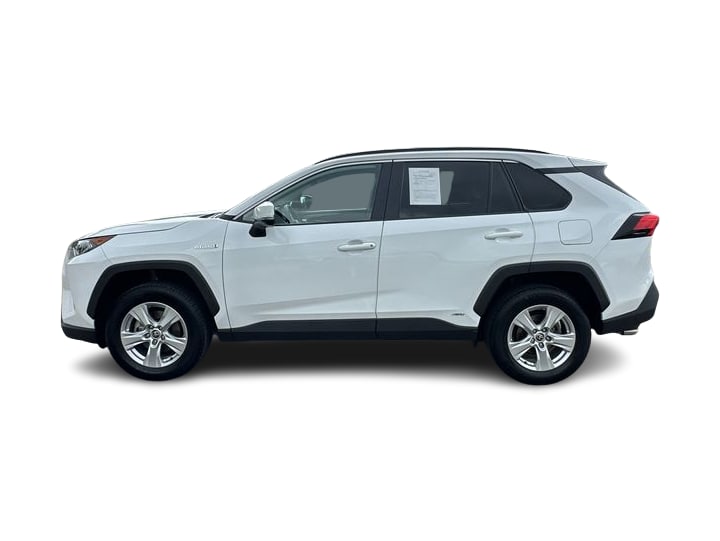 Thumbnail: 2021 Toyota RAV4 - 3