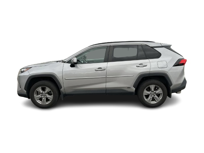 Thumbnail: 2022 Toyota RAV4 - 3
