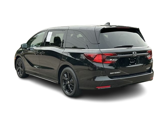 Thumbnail: 2023 Honda Odyssey - 4