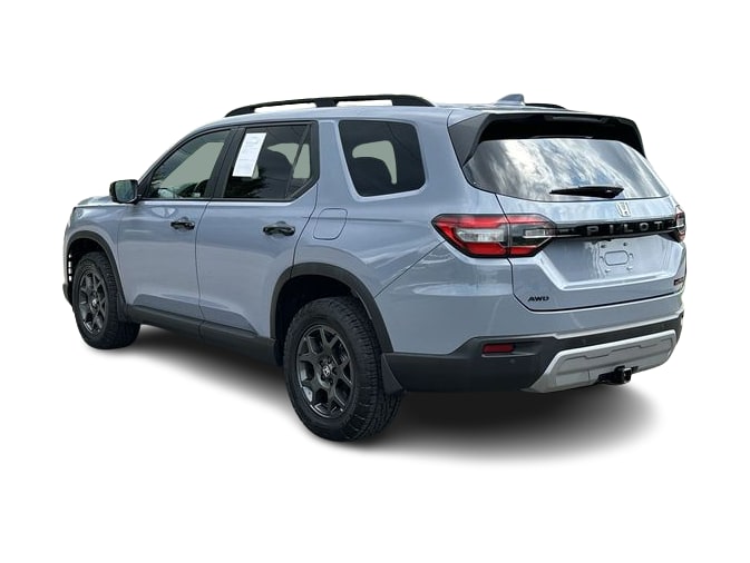 Thumbnail: 2023 Honda Pilot - 4