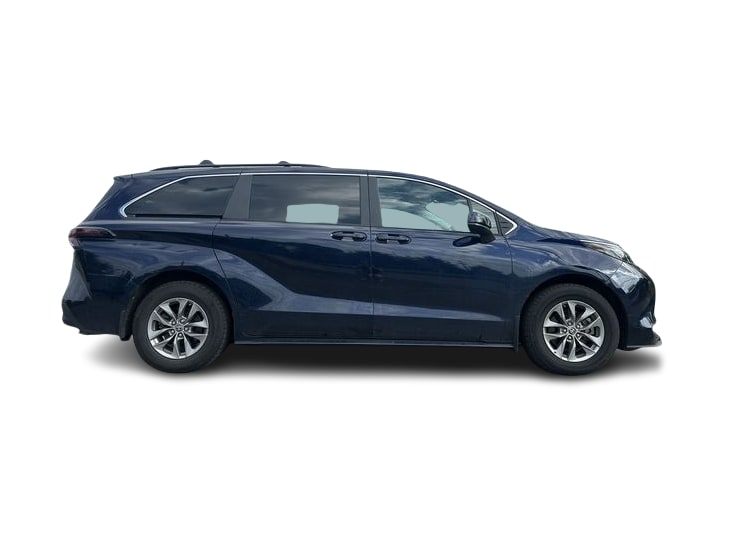 Thumbnail: 2024 Toyota Sienna - 15