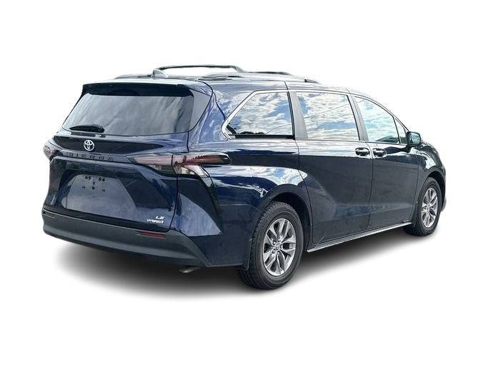 Thumbnail: 2024 Toyota Sienna - 24
