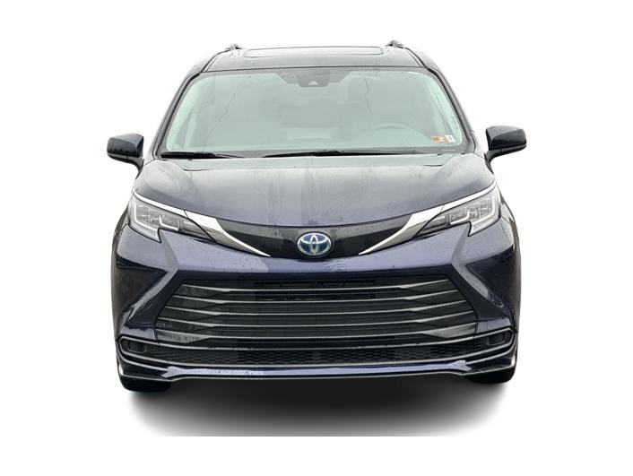 Thumbnail: 2022 Toyota Sienna - 6