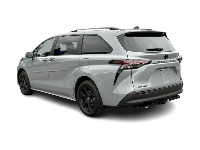 Thumbnail: 2026 Toyota Sienna - 4