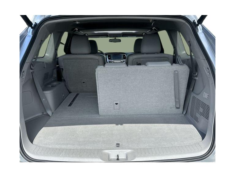 Thumbnail: 2016 Toyota Highlander - 29