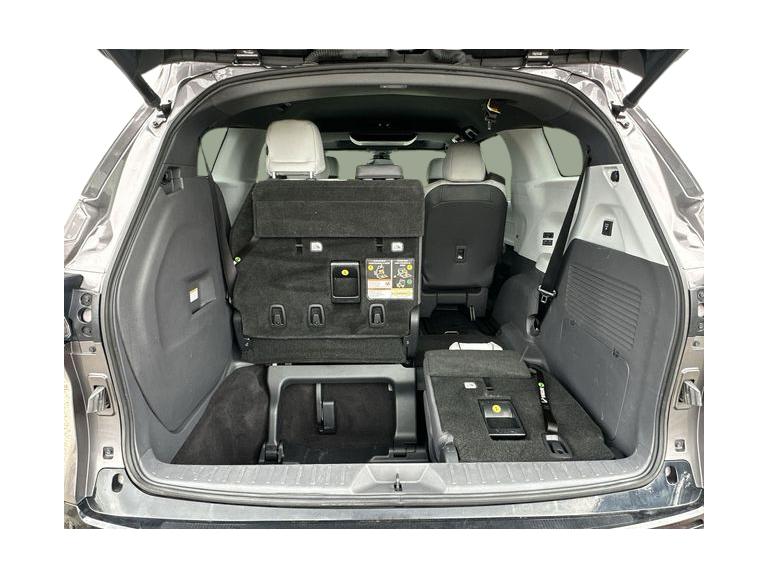 Thumbnail: 2021 Toyota Sienna - 29