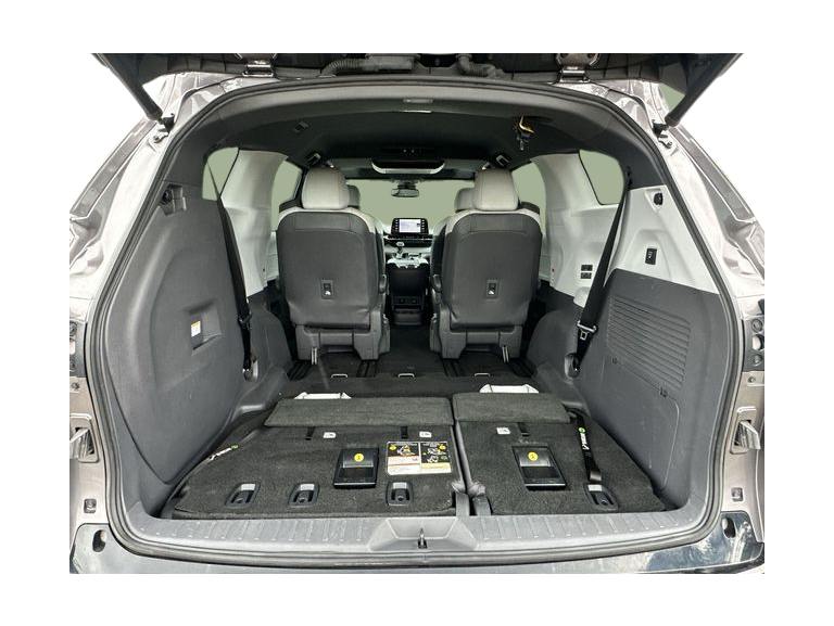 Thumbnail: 2021 Toyota Sienna - 30