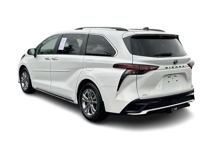 Thumbnail: 2023 Toyota Sienna - 4