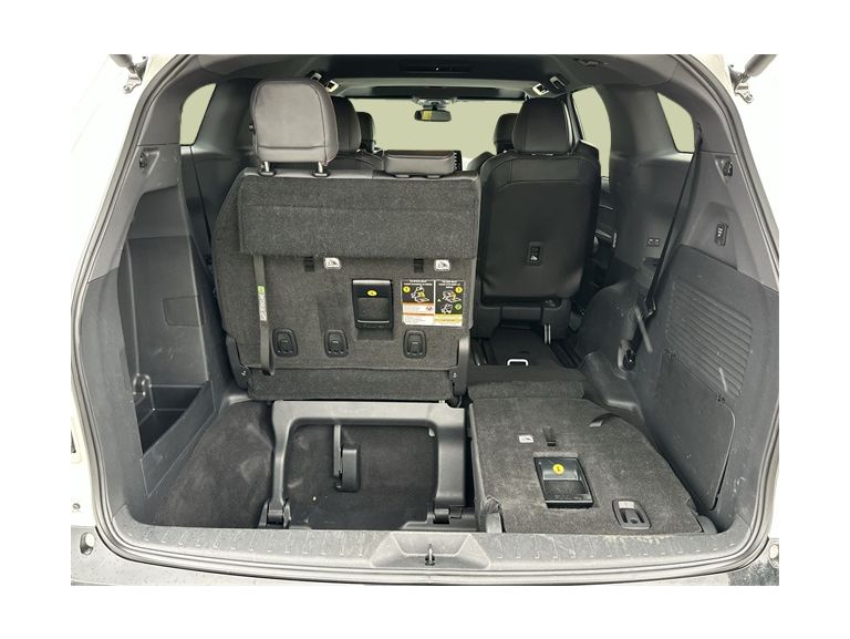 Thumbnail: 2023 Toyota Sienna - 28