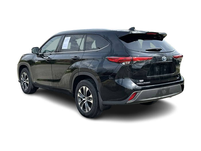 Thumbnail: 2021 Toyota Highlander - 4